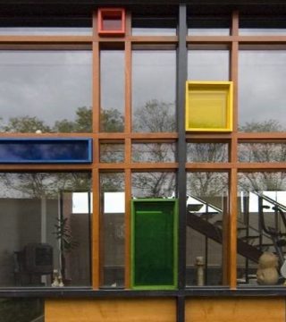 08